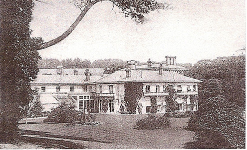 1885 photograph of Merstham House, Quality Street, Merstham, seat of the Jolliffe family 